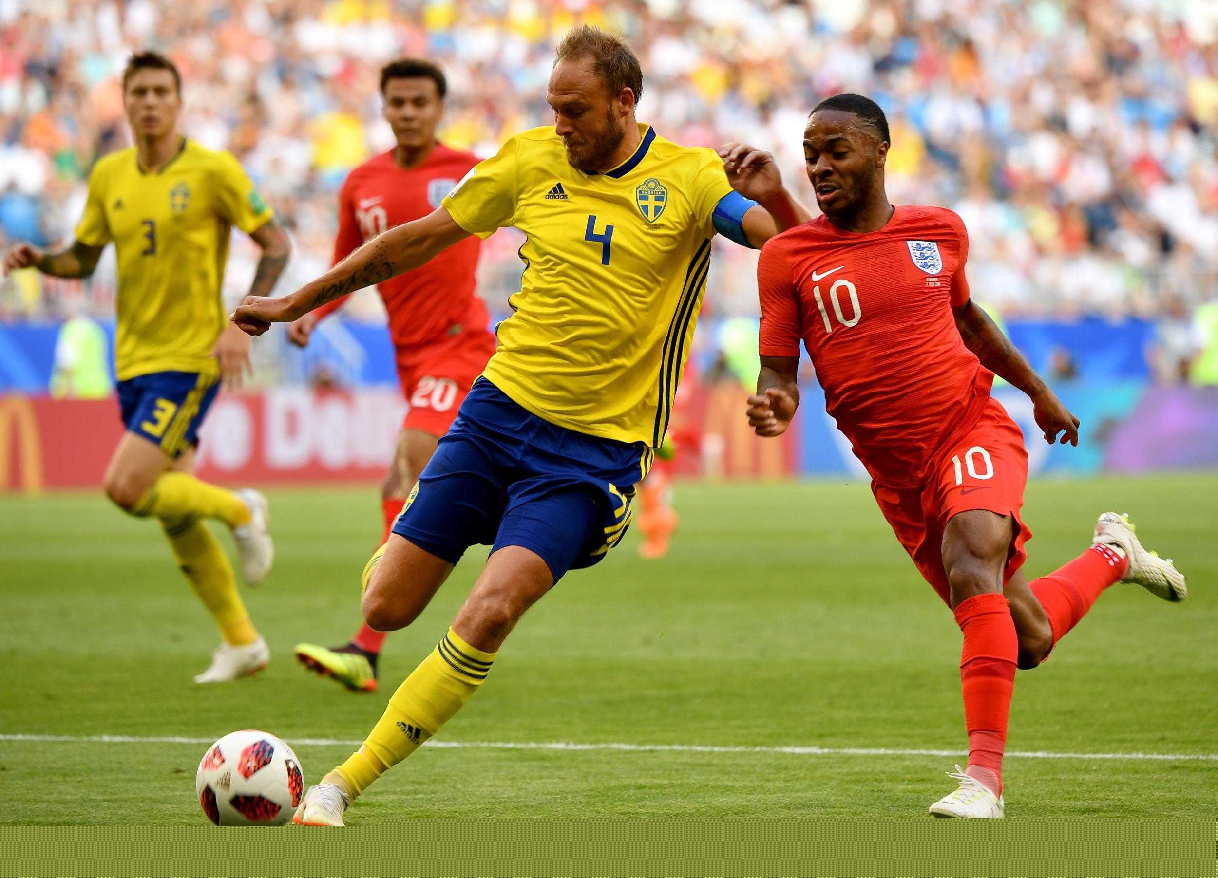 巴特：曾建议曼联签下克罗斯和博格巴，但是高层只选择了后者（巴特披露：曾建议曼联同时签下克罗斯与博格巴，高层最终仅选择博格巴）