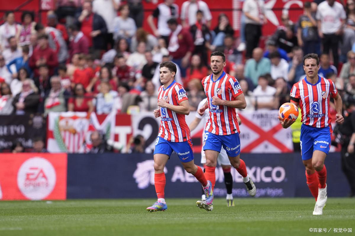 莱万：我经常带伤上场，肋骨骨折也硬撑；不着急决定未来（莱万：常带伤出战，肋骨骨折也硬扛；未来去向不急于决定）